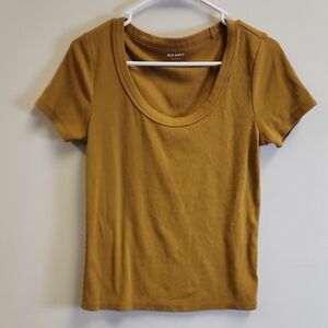 Old Navy Golden Short Sleeve Tee